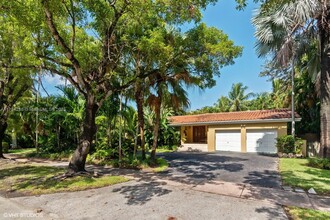 3920 Monserrate St in Coral Gables, FL - Building Photo - Building Photo