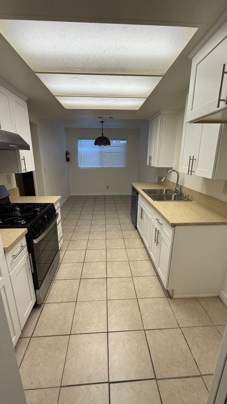 1621 Gish Ave in Long Beach, CA - Building Photo - Building Photo