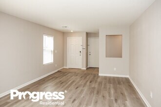 6171 W Blue Rapids Ct in Las Vegas, NV - Building Photo - Building Photo