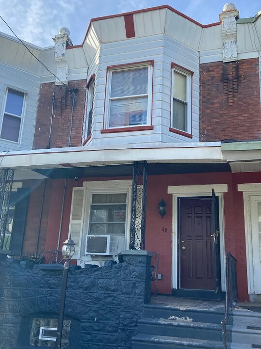 48 N Robinson St in Philadelphia, PA - Building Photo