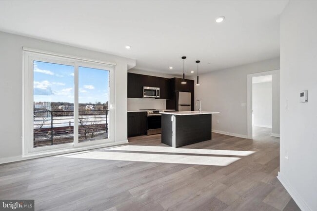 3449 Scotts Ln in Philadelphia, PA - Building Photo - Building Photo