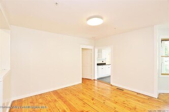 12 Stuyvesant St, Unit 1 in Kingston, NY - Building Photo - Building Photo