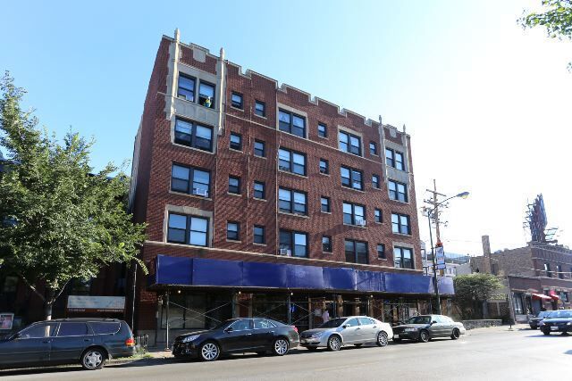property at 742 W Belmont Ave