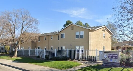 5710 66th Ave in Sacramento, CA - Building Photo - Building Photo