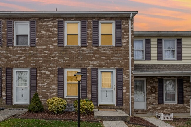 property at 617 Allenview Dr