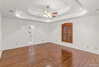 10 E Walnut Ave in McAllen, TX - Building Photo - Building Photo