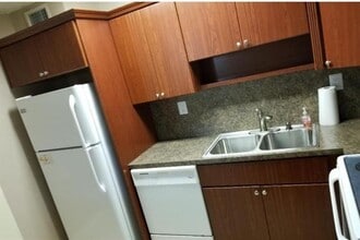 3680 SW 59th Ave in Davie, FL - Building Photo - Building Photo