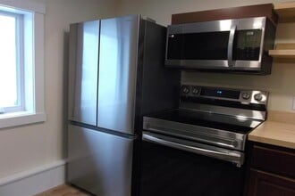 104 Maple Park in Enosburg Falls, VT - Building Photo - Building Photo