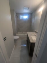 19 Redfern St, Unit 1 in North Providence, RI - Building Photo - Building Photo