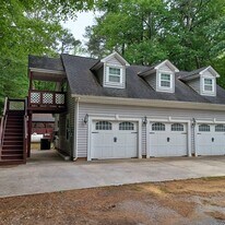 14425 Whippingham Pky