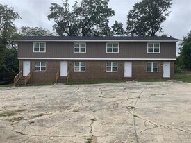 460 Daffodil St in Macon, GA - Building Photo