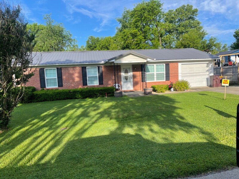 205 Liberty St in Somerset, KY - Building Photo