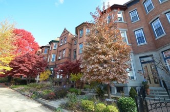 2707 Saint Paul St in Baltimore, MD - Building Photo - Building Photo