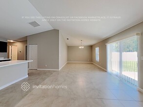 2243 SE Gaslight St in Port St. Lucie, FL - Building Photo - Building Photo