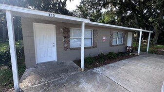 112 Doctor M.L.K. Jr Ave in Wildwood, FL - Building Photo