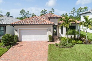 6770 Pennyroyal Dr in Naples, FL - Building Photo