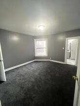 7809 S Phillips Ave in Chicago, IL - Building Photo - Building Photo