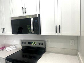 1683 SW 3rd St in Ocala, FL - Building Photo - Building Photo