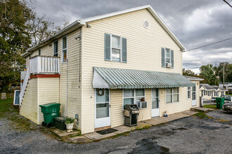 710-720 N Main St in Mount Crawford, VA - Foto de edificio - Building Photo