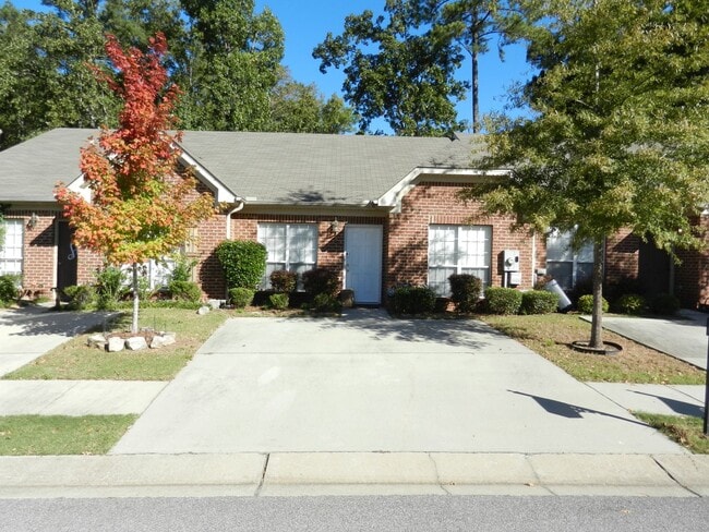 2755 Southwood Ln in Bessemer, AL - Building Photo - Building Photo