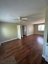 1766 Cleneay Ave in Cincinnati, OH - Foto de edificio - Building Photo