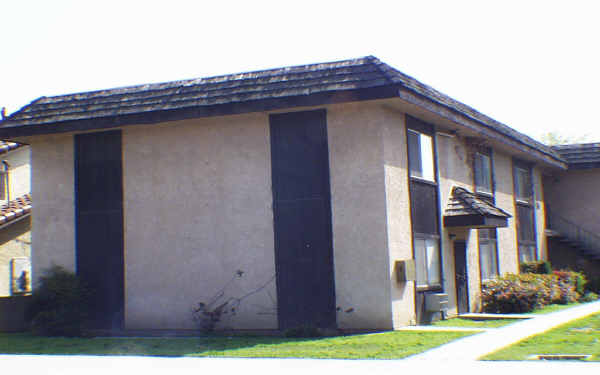 12022 Walnut St in Norwalk, CA - Building Photo