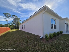 441 Saragassa Ave in Palm Bay, FL - Building Photo - Building Photo