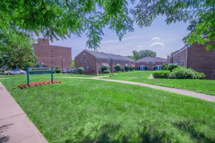 296-310-310 S Harrison St in East Orange, NJ - Building Photo