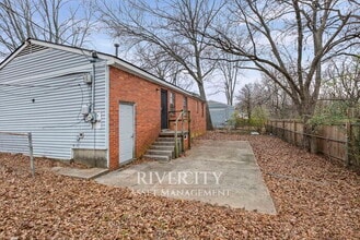 3592 Suzanne Dr in Memphis, TN - Building Photo - Building Photo