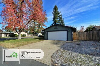 7022 Marvin Trail in Redding, CA - Building Photo - Building Photo