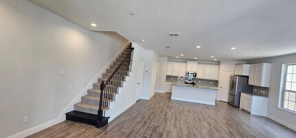 5960 Bursey Rd in Watauga, TX - Foto de edificio - Building Photo