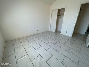4304 Loma Alegre Dr in El Paso, TX - Building Photo - Building Photo