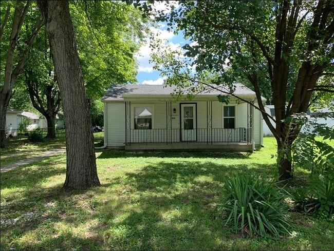property at 3419 S Parker Ave