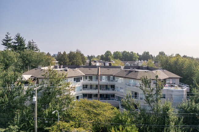 7480 Gilbert Rd in Richmond, BC - Building Photo - Building Photo