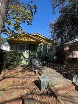 1026 W 41st St in Savannah, GA - Building Photo