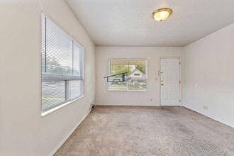 1180 24th St in Ogden, UT - Foto de edificio - Building Photo