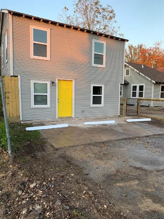 4601 Hain St in Houston, TX - Building Photo