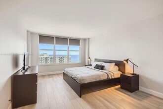 3800 S Ocean Dr, Unit 1818 in Hollywood, FL - Foto de edificio - Building Photo