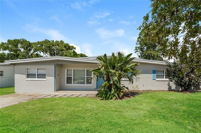 property at 509 Roy Blvd