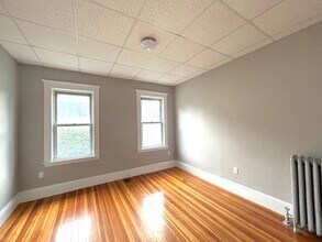 93 Goddard St in Quincy, MA - Building Photo - Building Photo