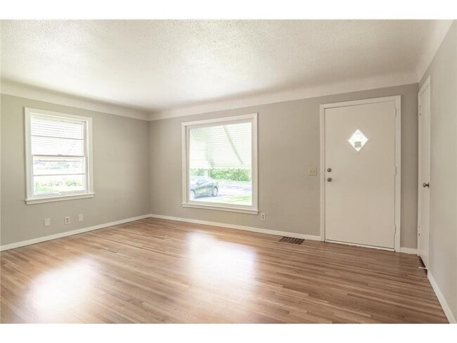 3708 Xenia Ave N in Minneapolis, MN - Building Photo - Building Photo