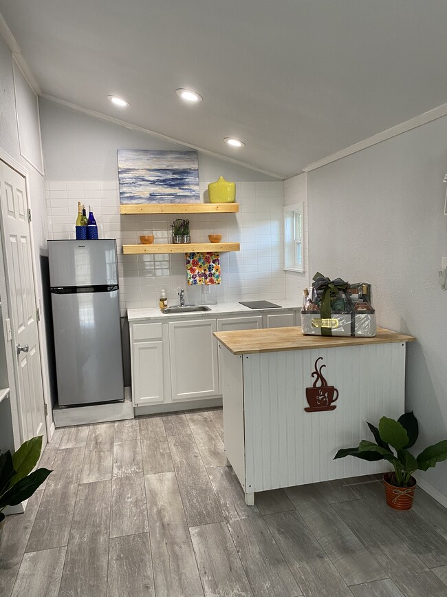 property at 145 W Dickson Ave