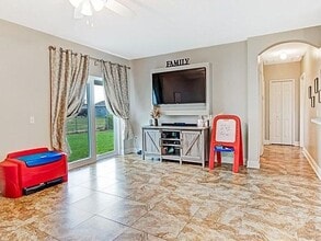 934 Gloucester Ct in Kissimmee, FL - Building Photo - Building Photo