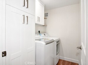 1391 Grand Ave in Long Beach, CA - Building Photo - Building Photo