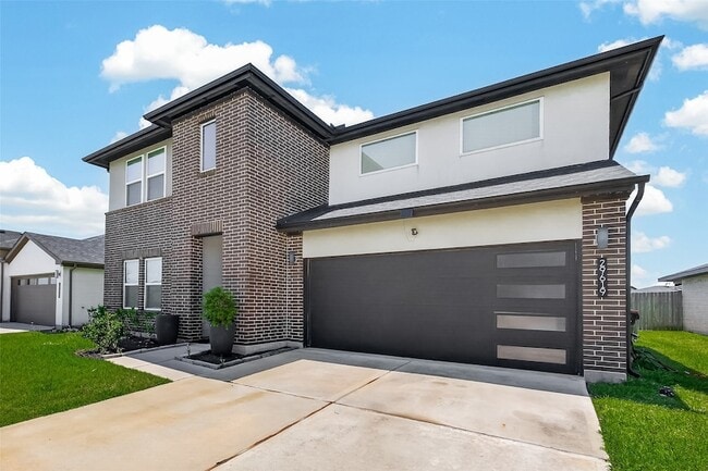 property at 29619 Wilkerson Ln