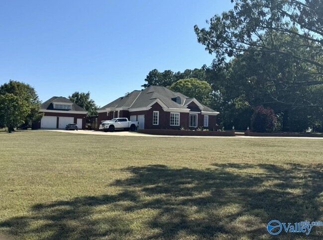 26588 Old Hwy 20 in Madison, AL - Building Photo - Building Photo