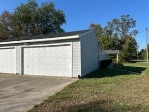 6470 Sherman Rd in Galena, OH - Building Photo - Building Photo