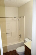 2205 Canterbury Ct in Denton, TX - Building Photo - Building Photo