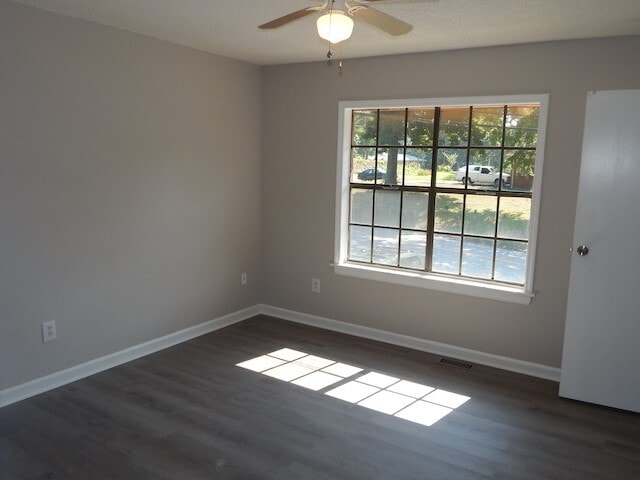 property at 515 N Walnut St