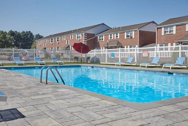 119 House St-Unit -70-119C in Glastonbury, CT - Building Photo - Building Photo